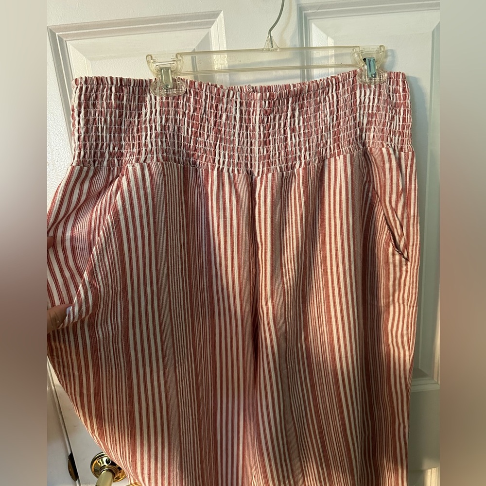 Pink and white striped beach linen pant